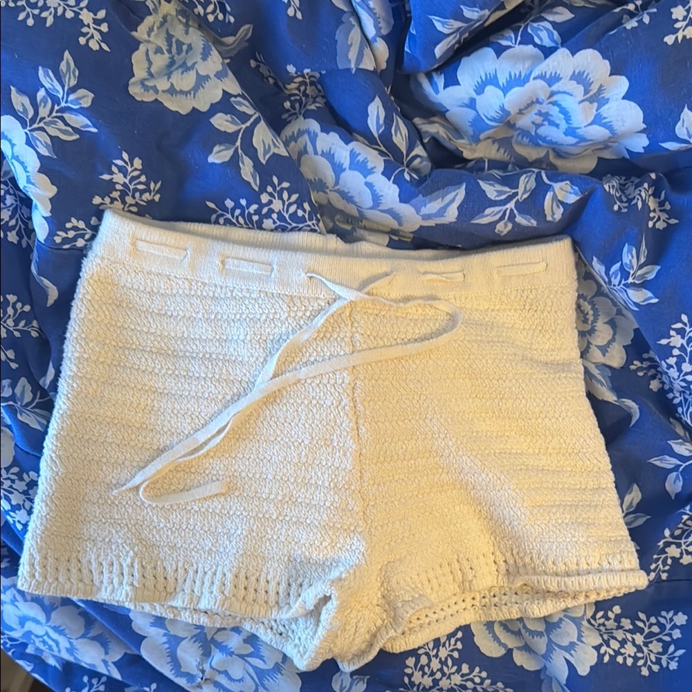 Garage Crochet Cream Shorts